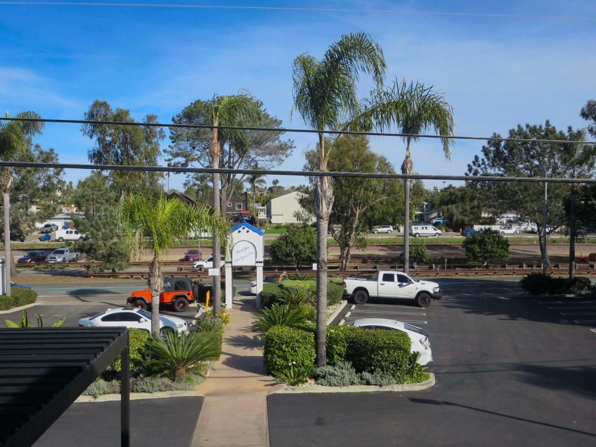 Rodeway Inn Encinitas North Экстерьер фото